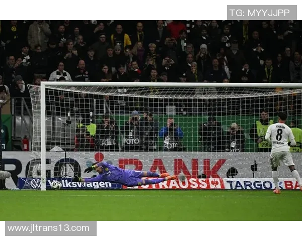 德国足球历史三大球星的辉煌成就与影响力分析 德国足球历史三大球星的辉煌成就与影响力分析