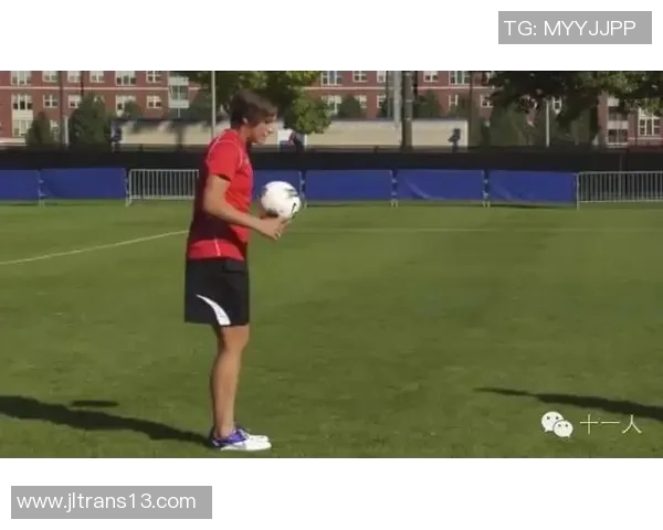 打造创意足球星球卡展示框 教你轻松DIY个性化收藏展示方案 打造创意足球星球卡展示框 教你轻松DIY个性化收藏展示方案