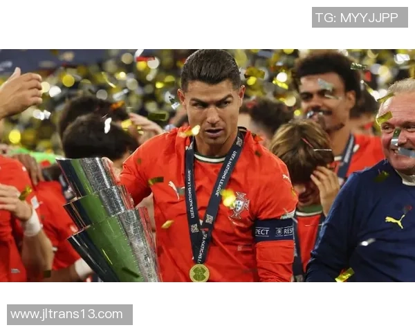 葡萄牙足球23号球星崭露头角引发关注 他是否能继承C罗的辉煌足迹